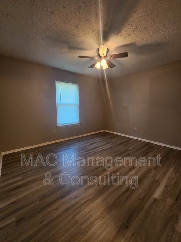 155 E Jere Whitson Rd #1 - Photo 3 of 5