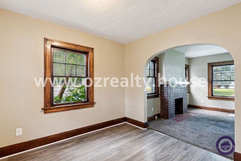 447 Sunset Blvd #1 - Photo 5 of 16