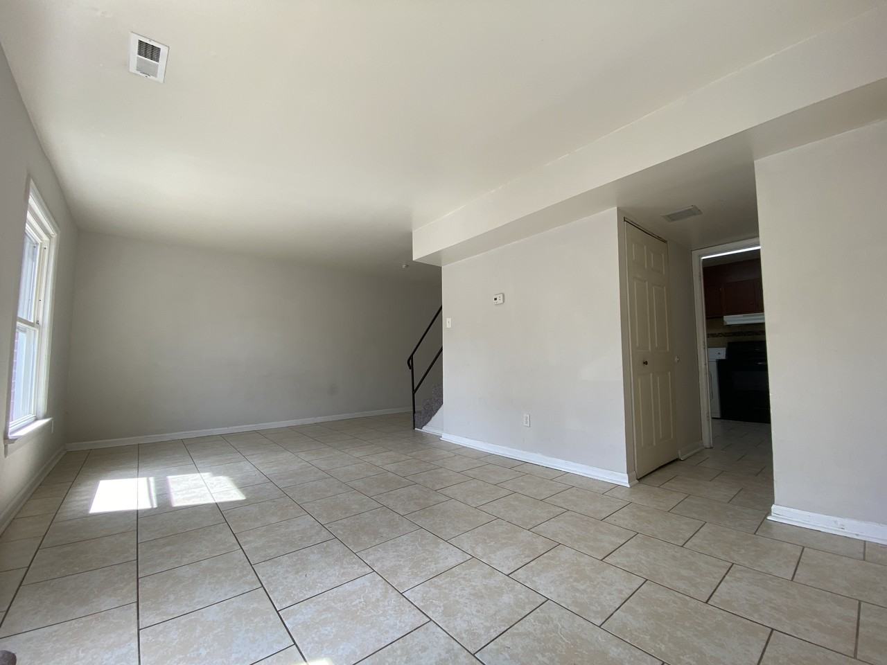 129 Hickok Circle - Photo 3 of 34