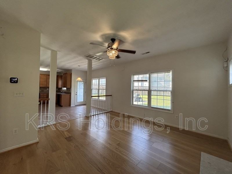 1705 Schooner Strait Court - Photo 3 of 21