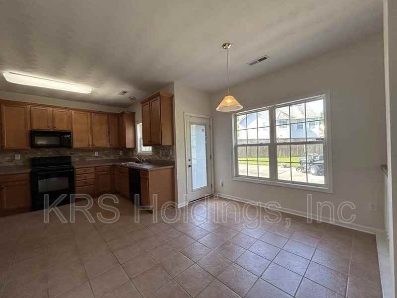 1705 Schooner Strait Court - Photo 6 of 21