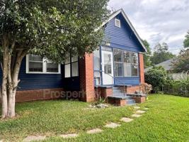 featured image of 927 Neill Dr