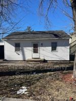 featured image of 730 N Dirksen Pkwy #5