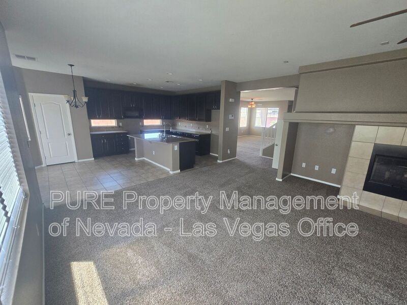 3904 Ropers Ranch St - Photo 6 of 50