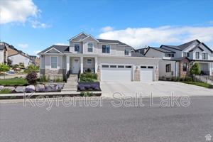 featured image of 1046 W Seasons View Ct