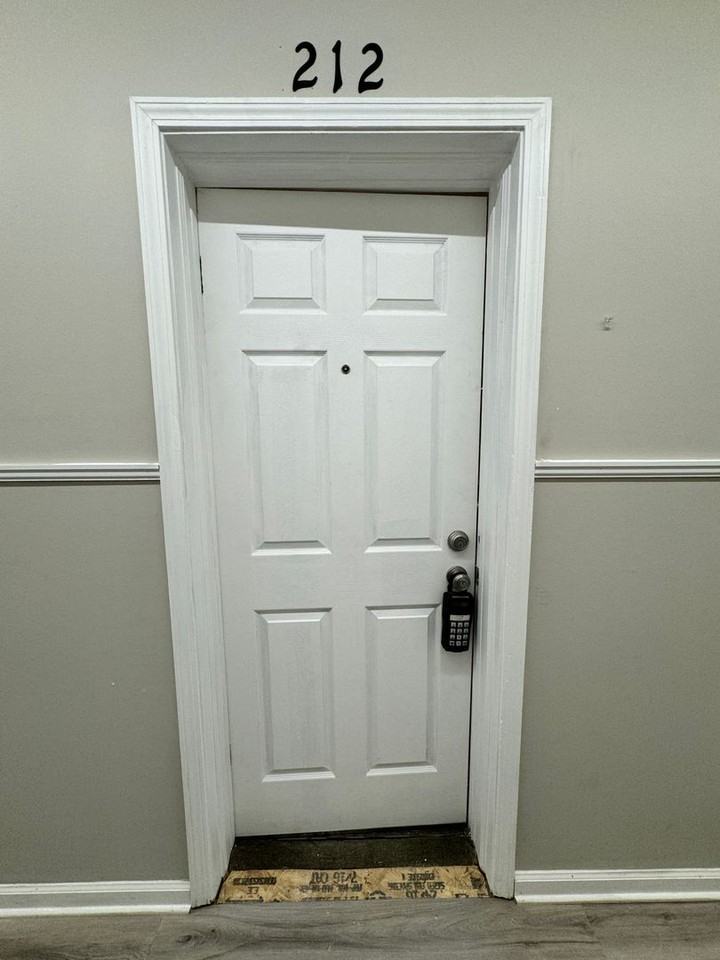 303 Flats - Photo 7 of 42