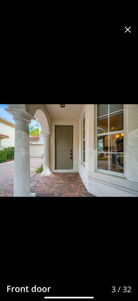 302 September St - Photo 3 of 18