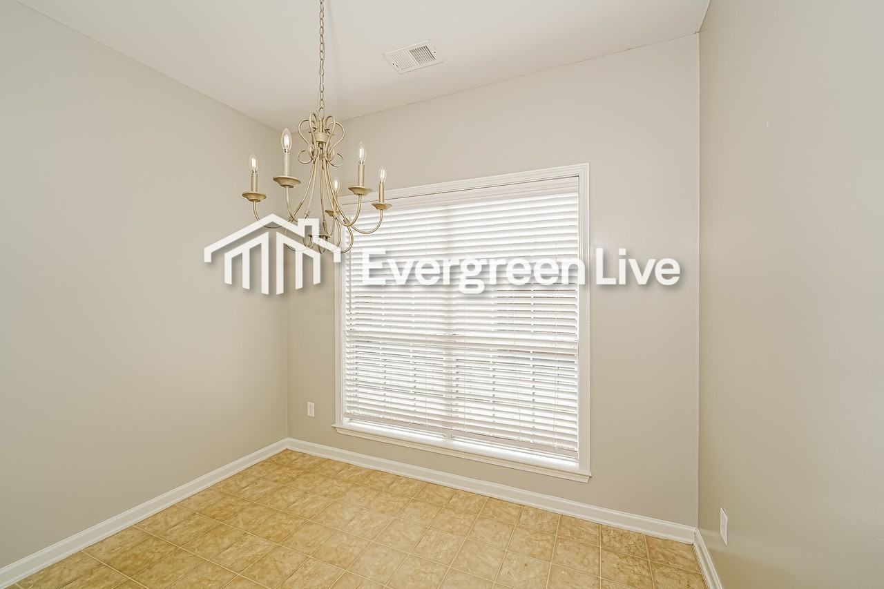 5956 Forest Lakes Cv - Photo 5 of 14