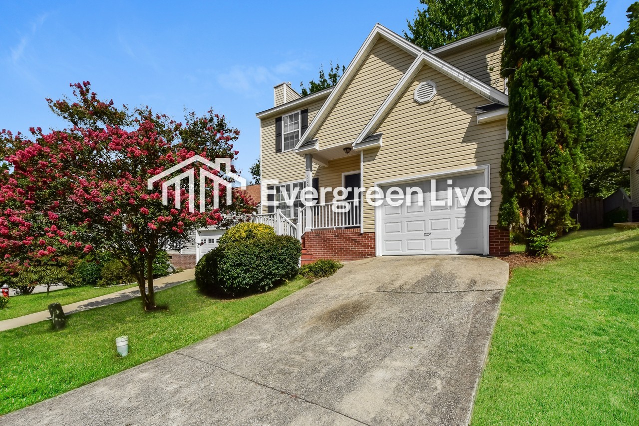 303 Village Walk - Photo 2 of 15