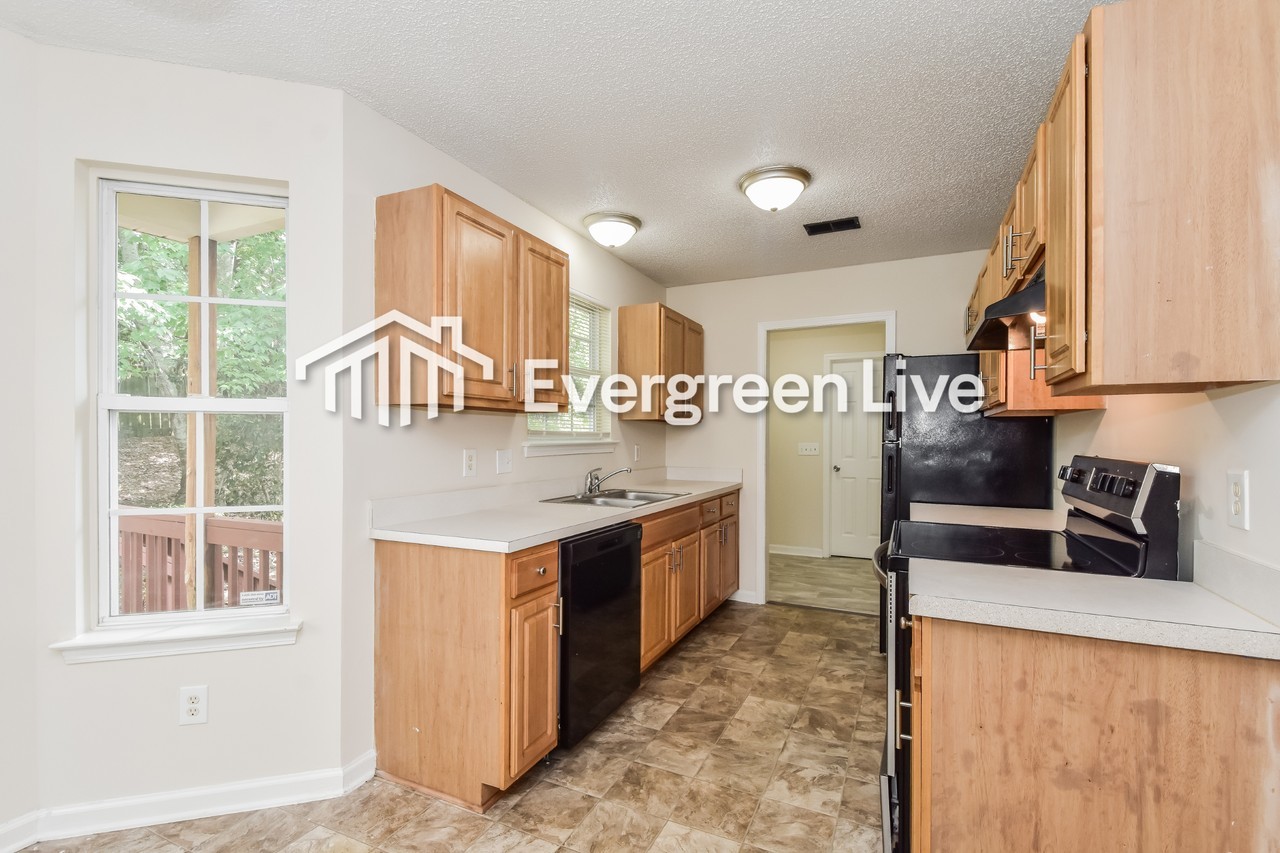 303 Village Walk - Photo 5 of 15