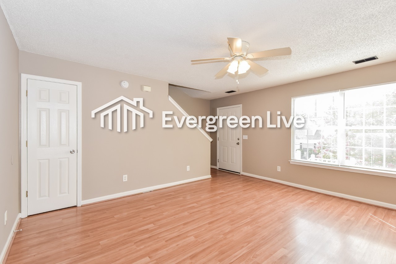 303 Village Walk - Photo 4 of 15