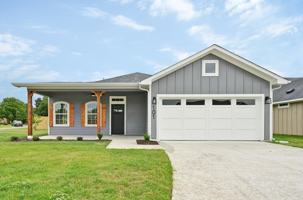 featured image of 101 Callie St