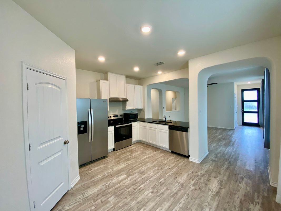 344 Blacktail Dr - Photo 5 of 22