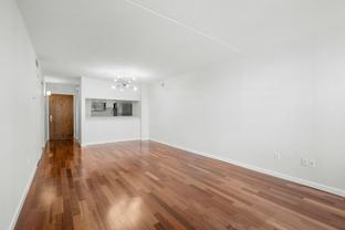 4 Martine Ave ##404 - Photo 1 of 1