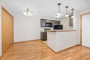 featured image of 933 Megan Ln