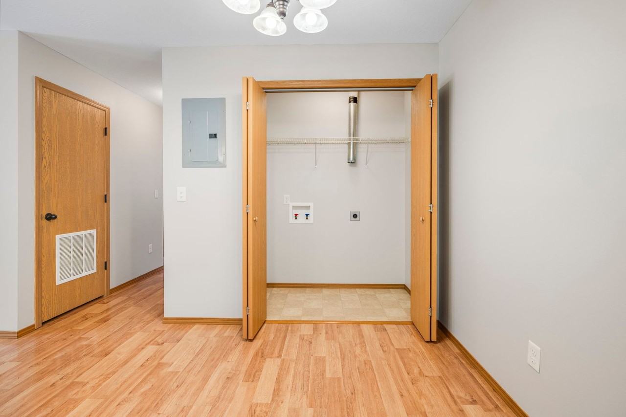 Megan Lane Apartments - Photo 5 of 15
