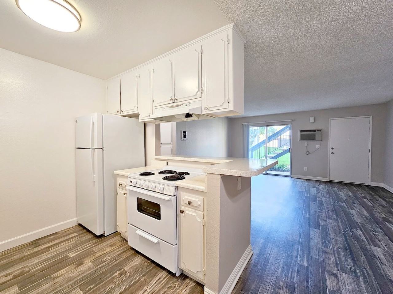 Sandalwood Apartments - Photo 7 of 50