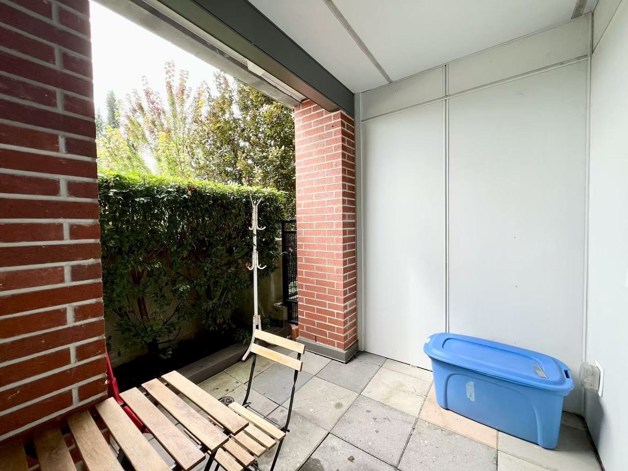 9399 Alexandra Road - Photo 8
