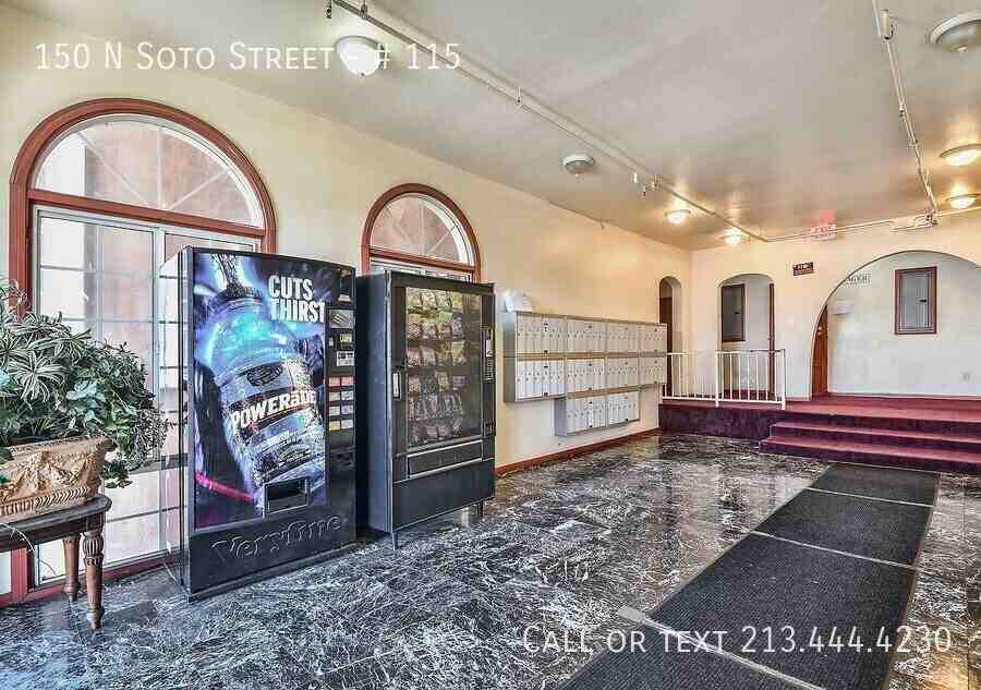 Soto Rose Apartments - Photo 5 of 39