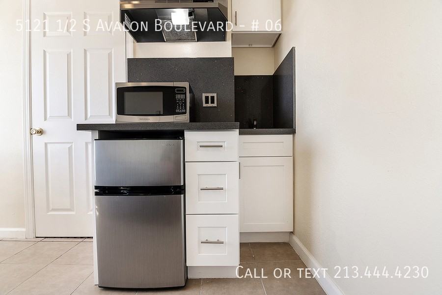 South Park Place Apartments - Photo 3 of 11