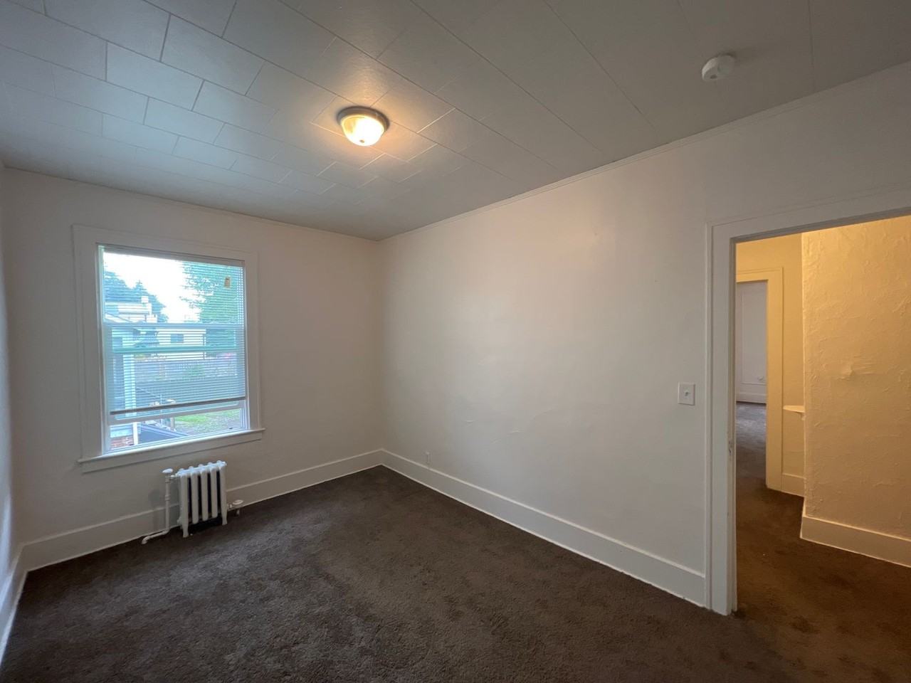 Washington Apartments - Photo 5 of 12