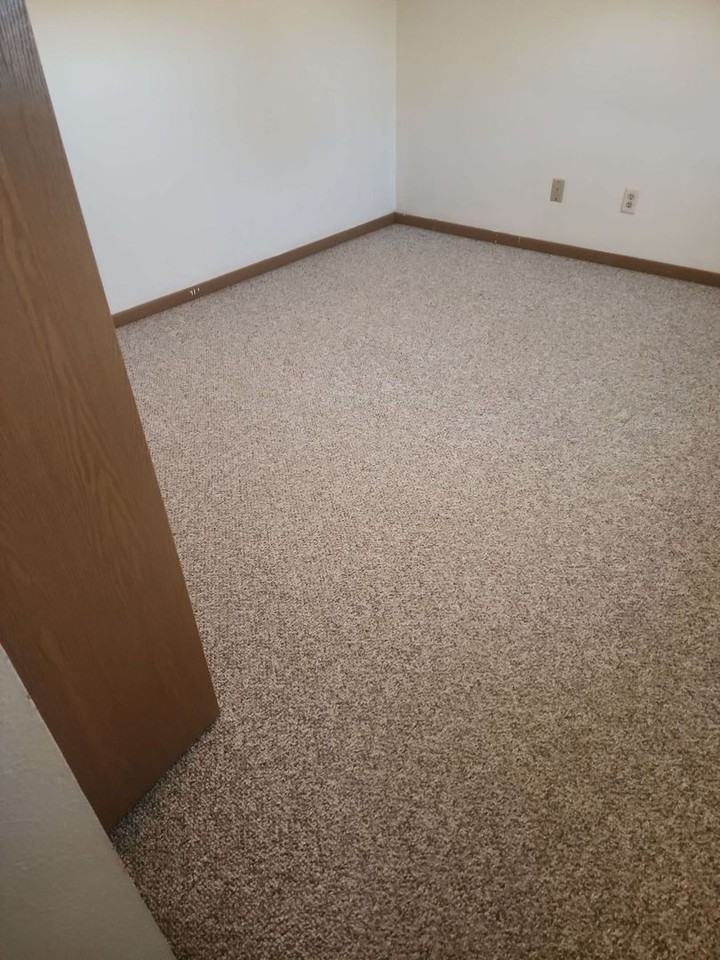 488 N Welco Dr #24 - Photo 3 of 11