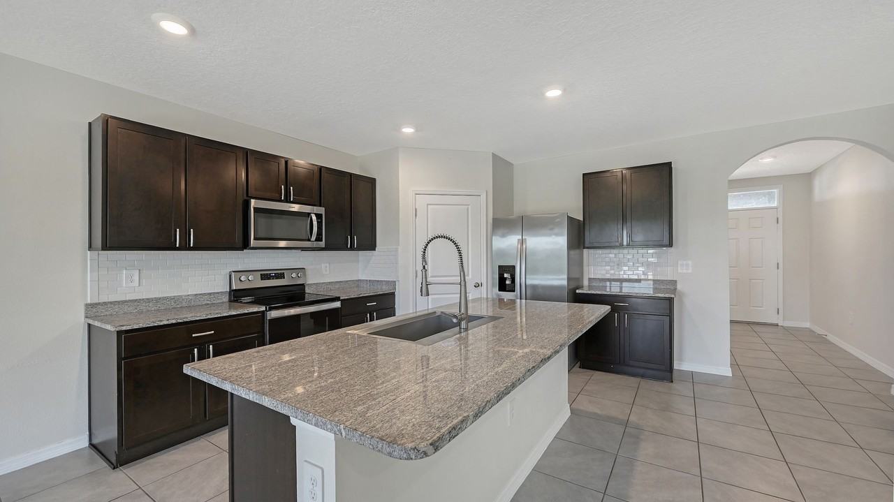 17326 Harvest Moon Way - Photo 6 of 35