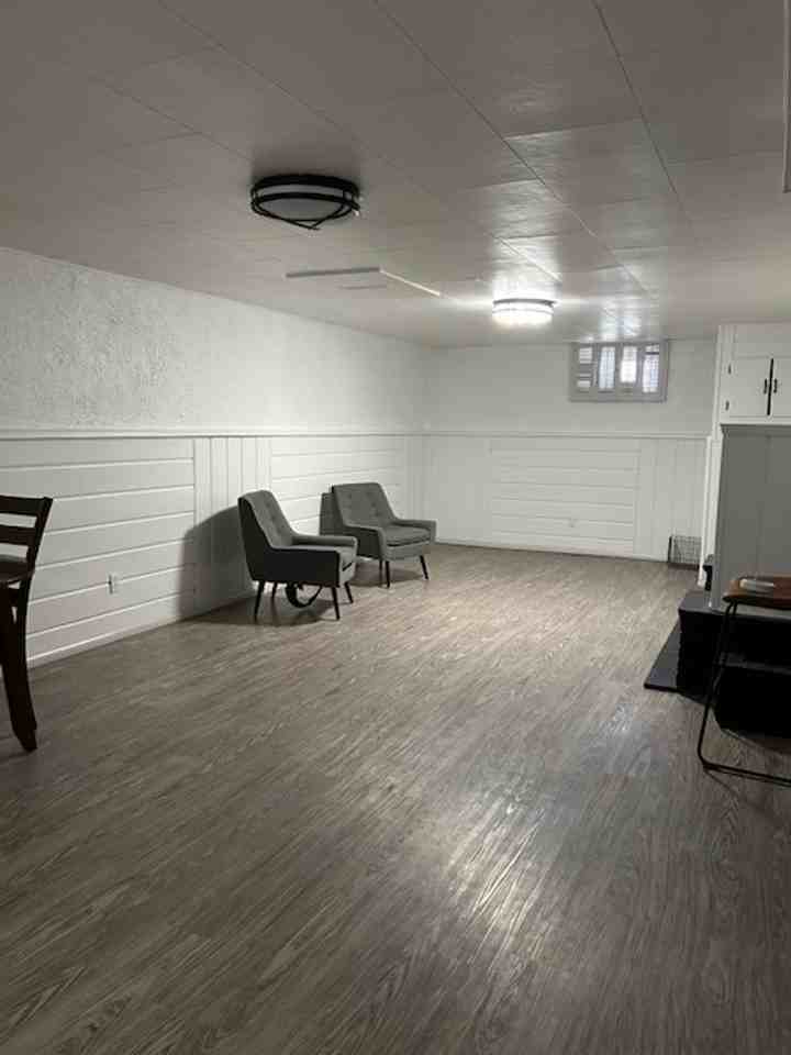 1719 Yellowstone Ave - Photo 7 of 10