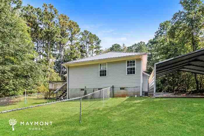 411 Pelican Cir - Photo 3 of 3