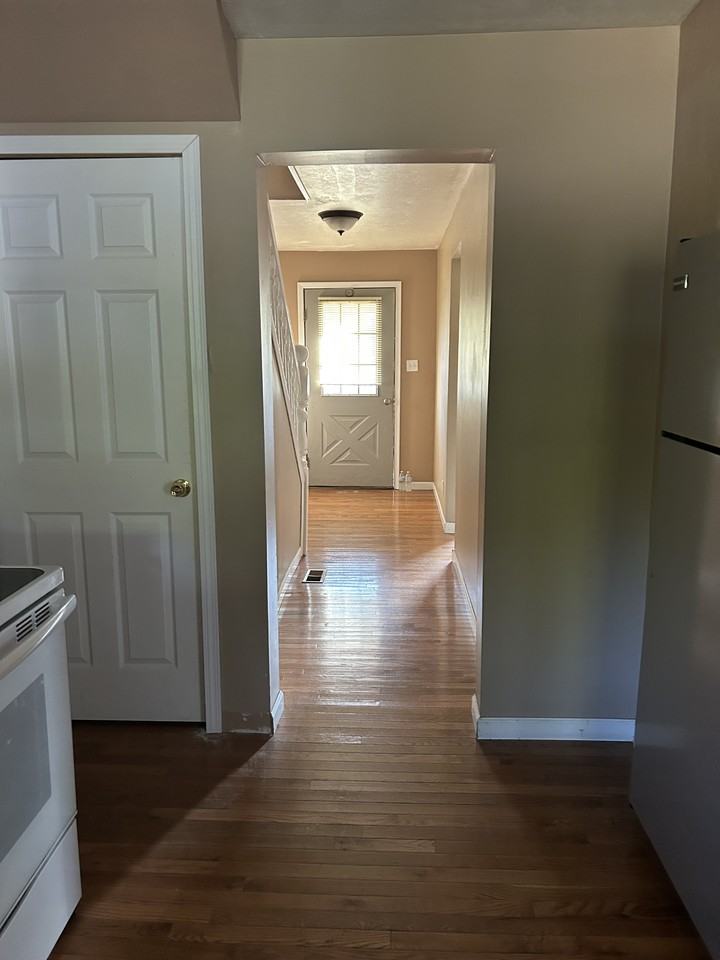 644 W End Ave #644 - Photo 2 of 10