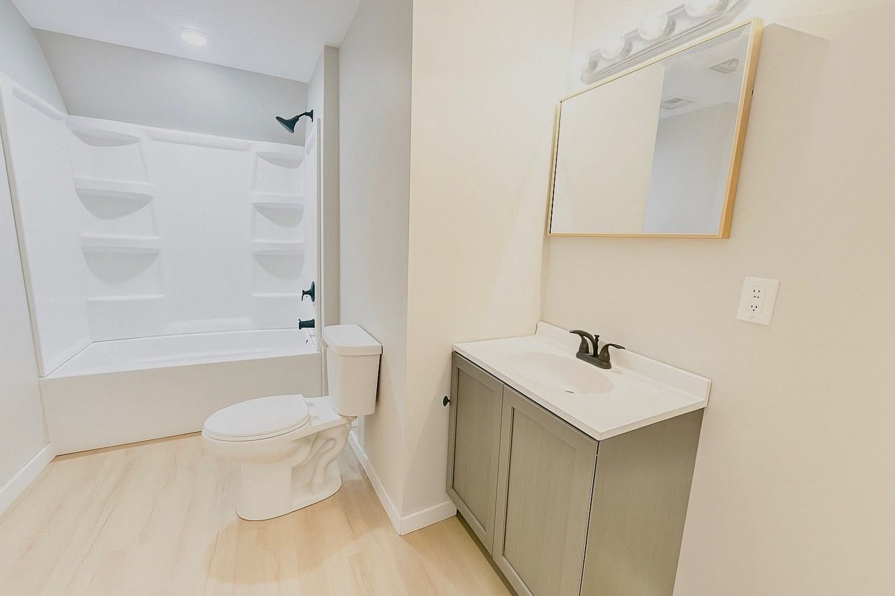 2008 3rd St Sw #NA - Photo 3 of 6