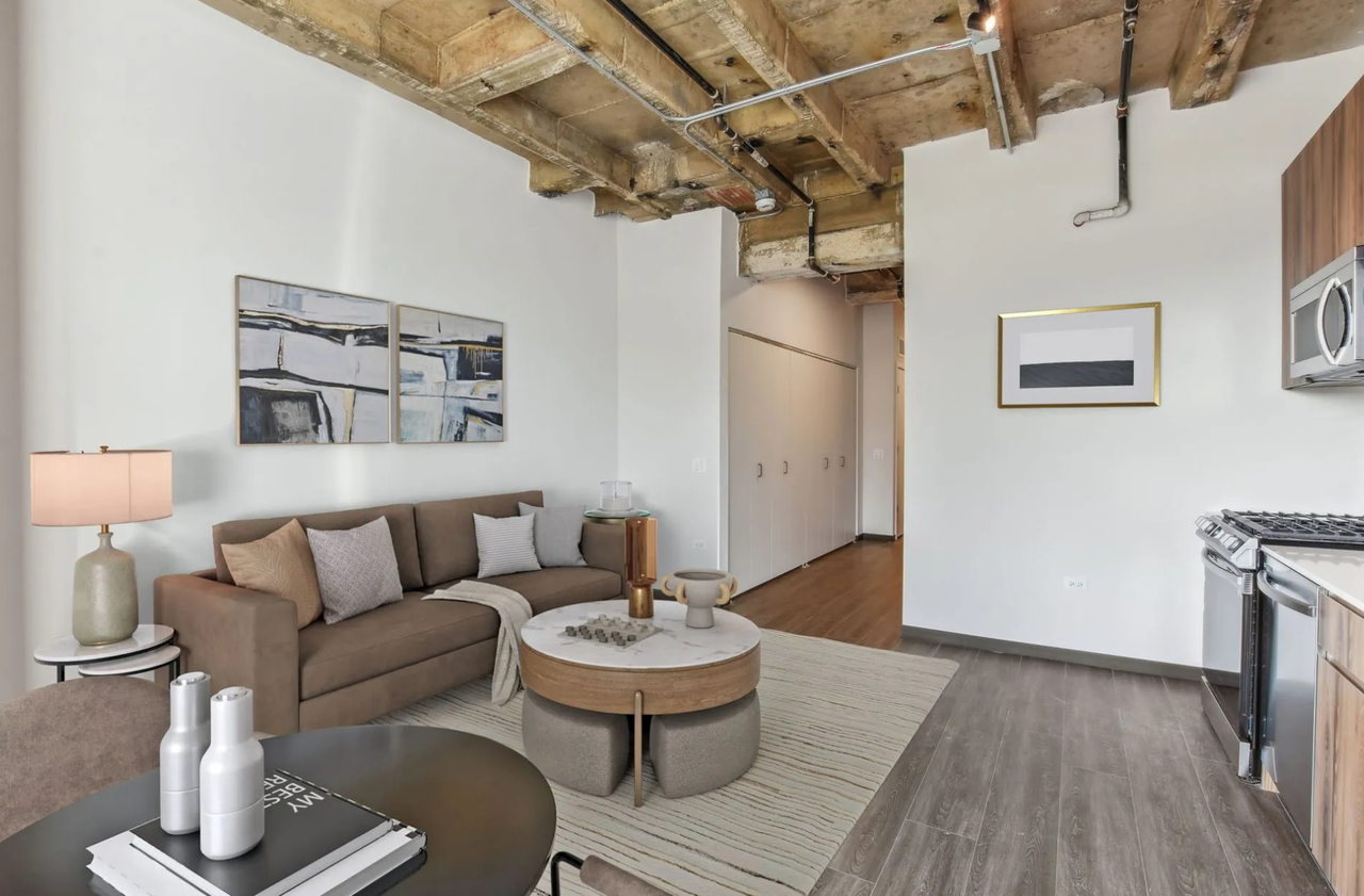 1624 W Maypole Ave #0904 - Photo 2 of 8