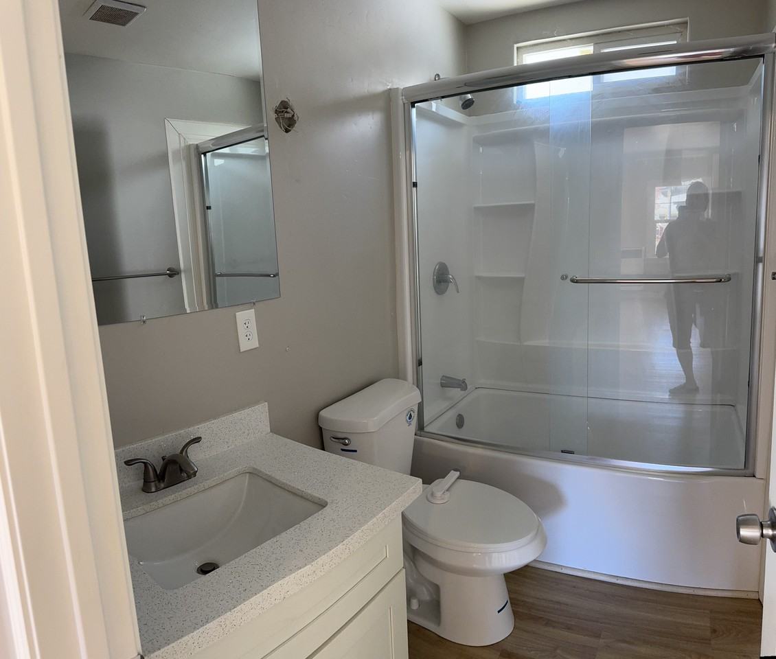 6339 10th Avenue #NA - Photo 5 of 8