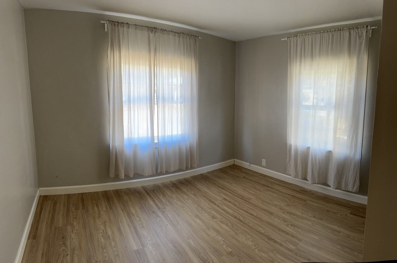 6339 10th Avenue #NA - Photo 7 of 8