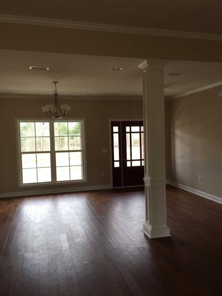 2484 Jordon Ave #NA - Photo 2 of 12