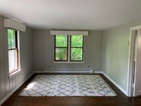 321 E Oak St #4 - Photo 1 of 1