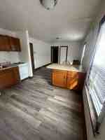 featured image of 260 W 9th St