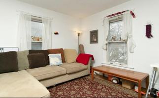 featured image of 1322 S Forest Ave