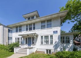 featured image of 1011 Church St