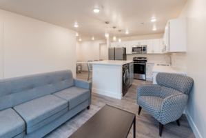 featured image of 911 S Main St