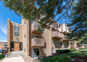 featured image of 912 S Forest Ave