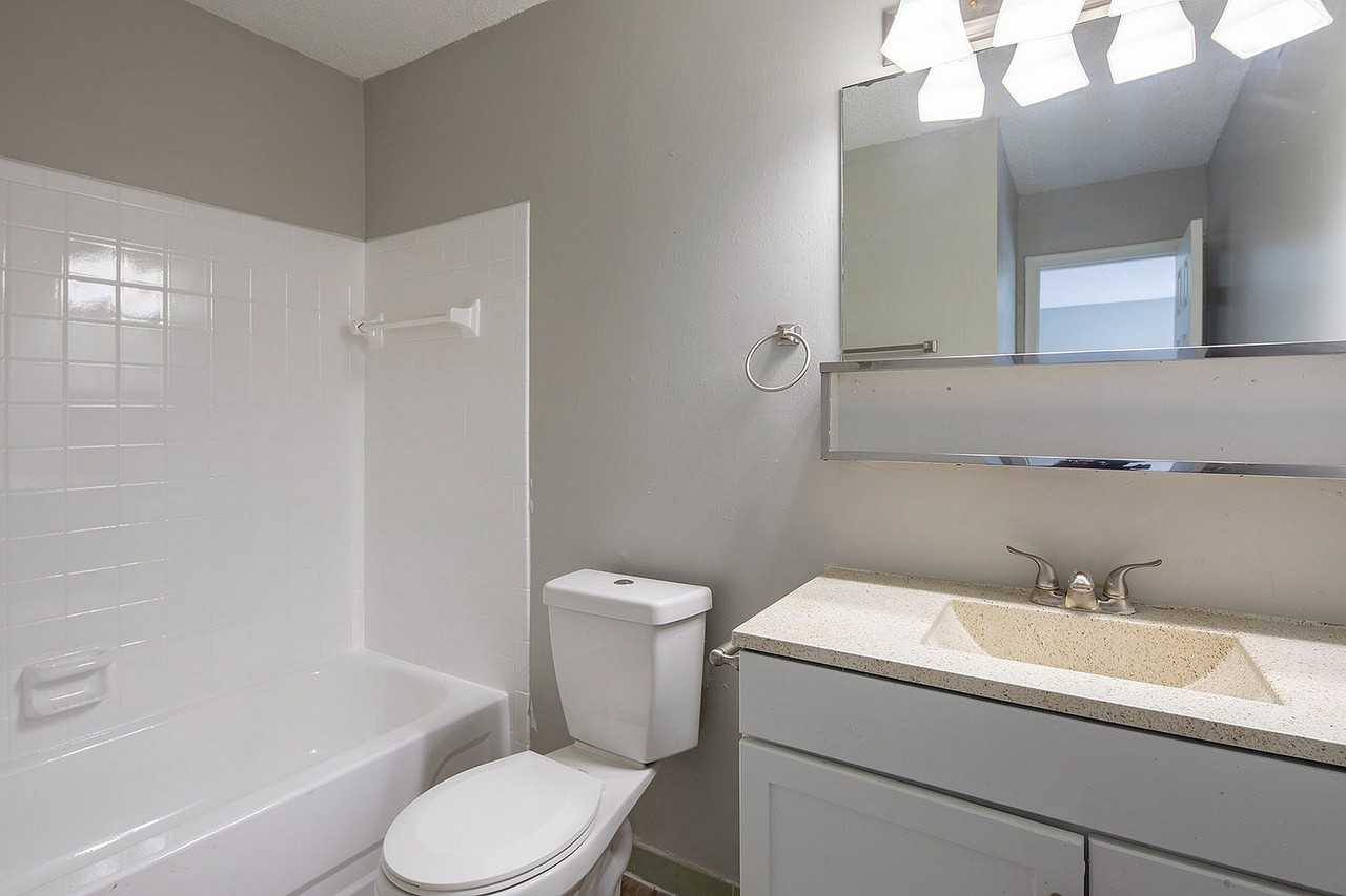 Clay Landings - Photo 4 of 11