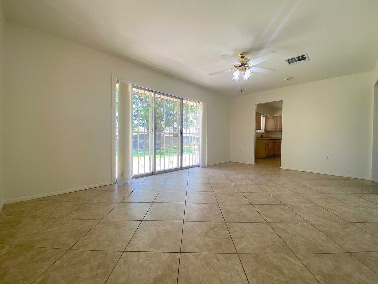 3408 Dornoch St - Photo 7 of 26