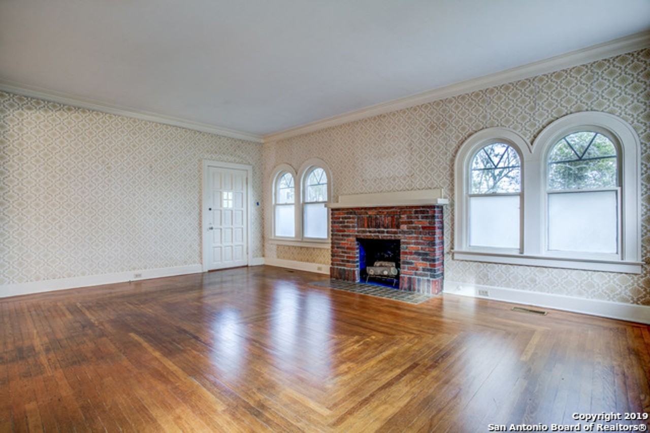 308 Harrison Avenue - Photo 4 of 25