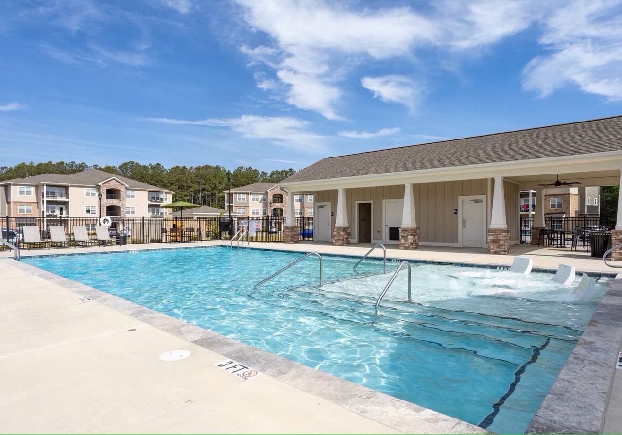 100 Grove Cir #301 - Photo 7 of 16