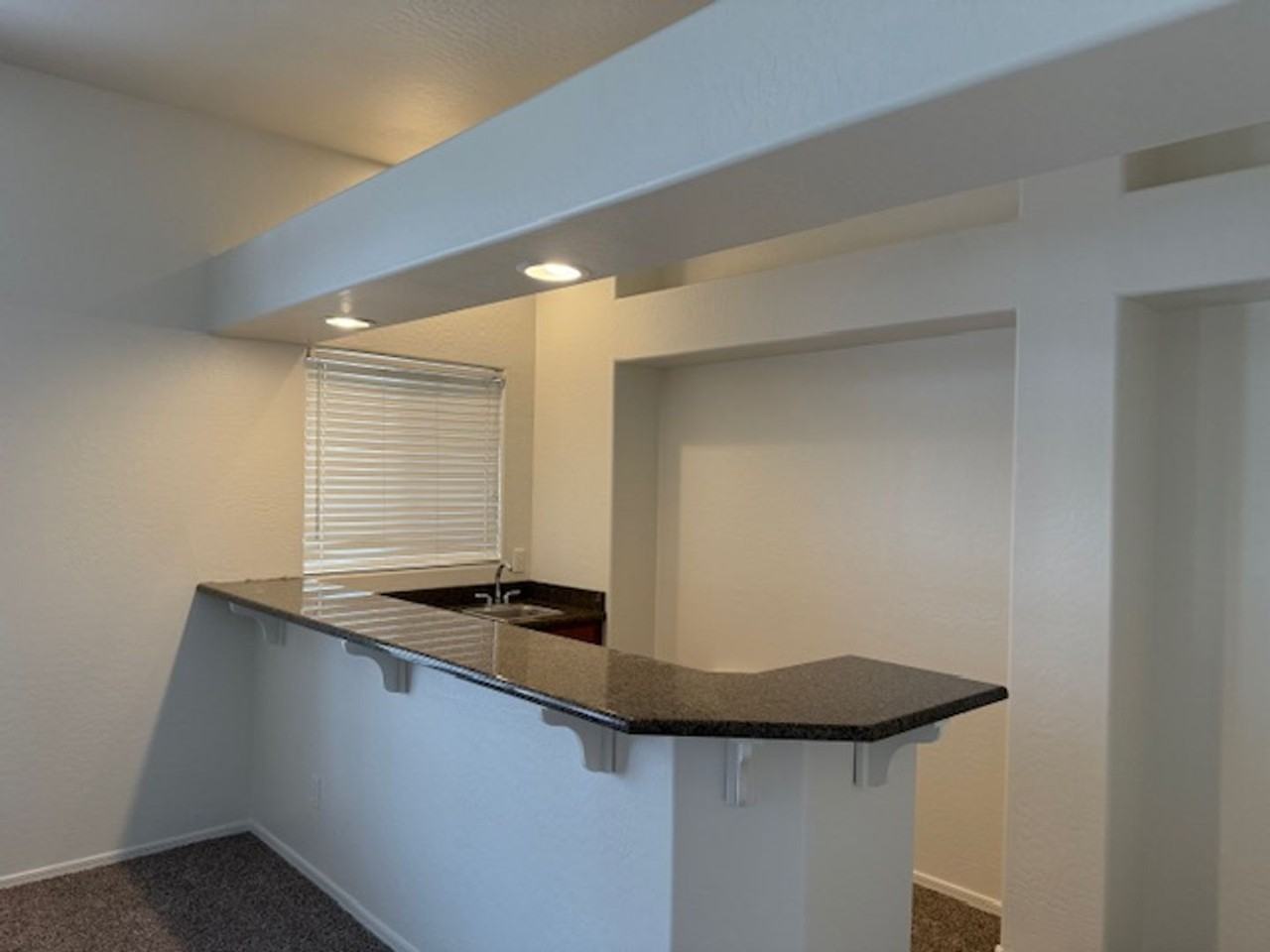 9556 W Blue Sky Dr - Photo 2 of 50