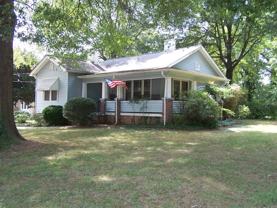 620 N Peace Haven Rd - Photo 1 of 1