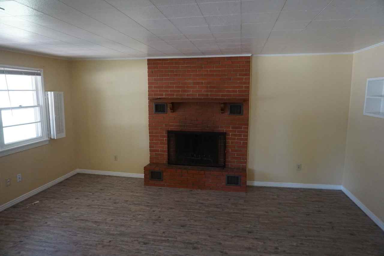 3514 26th St - Photo 3 of 12