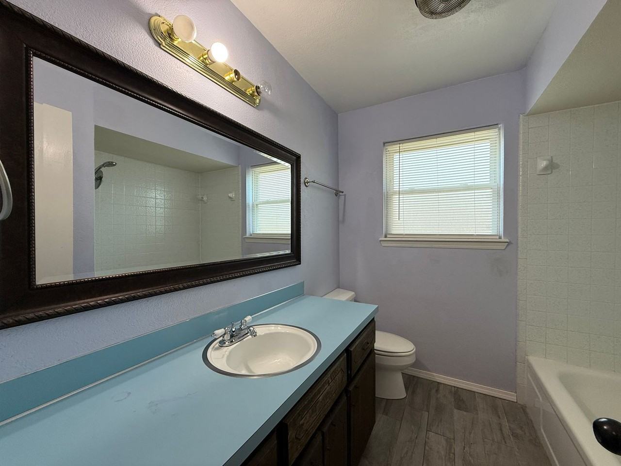 330 Overton Dr - Photo 2 of 17