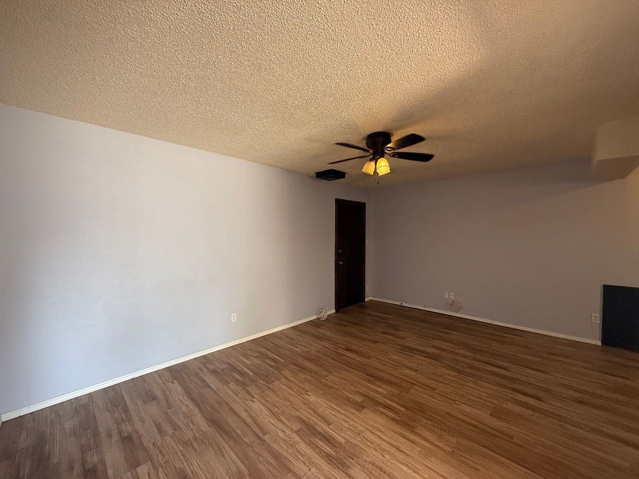 330 Overton Dr - Photo 6 of 17